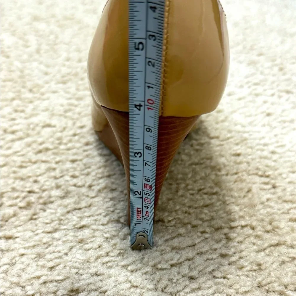 Cole Haan Tan Almond Toe 3 3/4” Wedge Heel Pumps Women’s Sz 7M